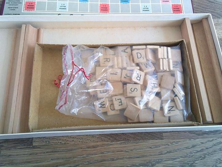 SCRABBLE – NEDERLANDSE EDITIE – 1955, Hobby en Vrije tijd, Gezelschapsspellen | Bordspellen, Gebruikt, Ophalen of Verzenden