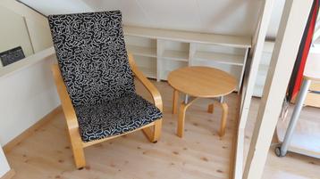 Ikea stoel en  of tafeltje beschikbaar voor biedingen