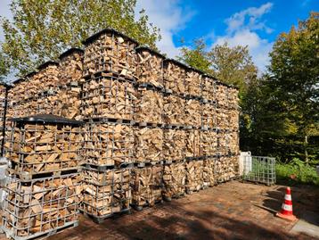 Eiken en beuken hout gedroogd  beschikbaar voor biedingen