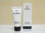 Chanel Red Camellia Rich Revitalizing Cream 5ml (proefje), Ophalen of Verzenden, Nieuw, Gehele gezicht, Verzorging