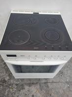 Fornuis keramisch met hetelucht oven, Ophalen, 4 kookzones, Zo goed als nieuw, Gas