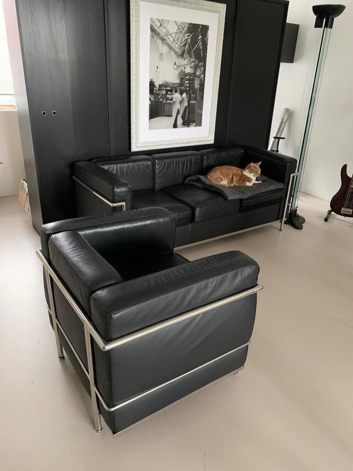 Corbusier LC2 design. 2x stoel en 1 x-3-zitsbank, Huis en Inrichting, Fauteuils, Gebruikt, 75 tot 100 cm, Ophalen