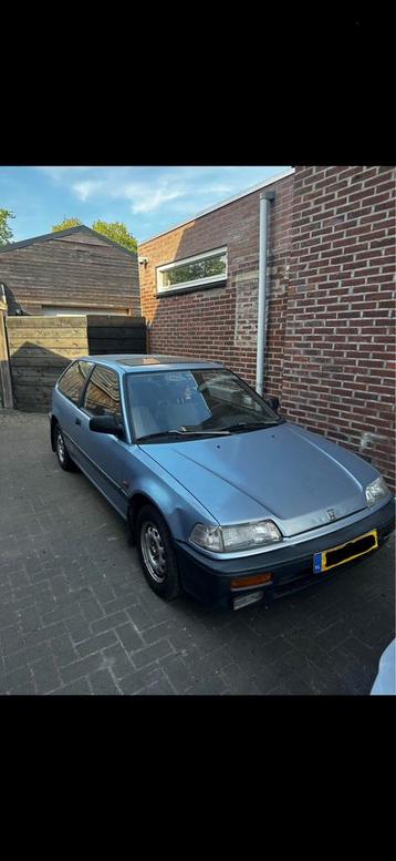 Civic 89 automaat beschikbaar voor biedingen