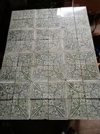 Set van 48 antieke tegels creme/groen, 4 pas motief 120x60cm, Antiek en Kunst, Antiek | Wandborden en Tegels, Ophalen