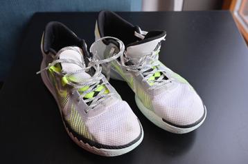 Nike kyrie flytrap 5 US 10.5 / EU 44.5 / UK 9.5 beschikbaar voor biedingen