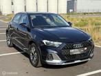 Audi A1 citycarver 30 TFSI MATRIX|CARPLAY|KEYLESSGO|DSG, Auto's, Stof, Zwart, Blauw, Bedrijf