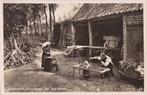 Brabants Dorpsleven 56 Erf karnen looprek ? musterd hout, Verzamelen, Ansichtkaarten | Nederland, Verzenden, 1920 tot 1940, Gelopen