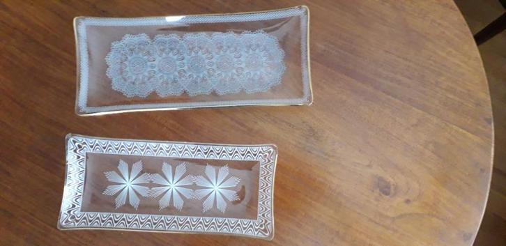 Vintage schalen voor cake of koek, Antiek en Kunst, Antiek | Glas en Kristal, Ophalen of Verzenden