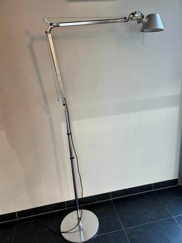 IZGS Artemide Tolomeo Lettura Terra vloerlamp  lamp design beschikbaar voor biedingen