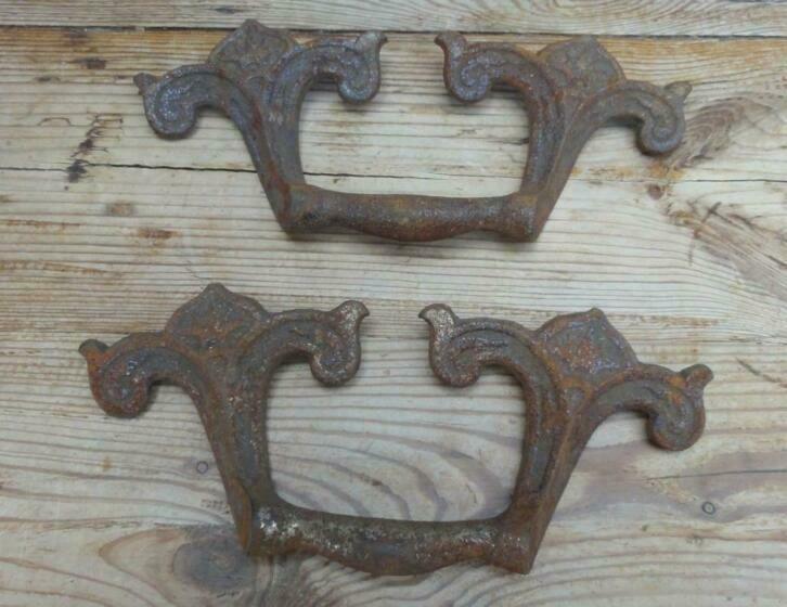 2 Grote antieke verweerde Franse handgrepen / grepen, Antiek en Kunst, Antiek | Overige Antiek, Ophalen of Verzenden