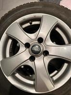 Fiat500 goodyear winterbanden op lm velgen 165/70R14, Auto-onderdelen, Banden en Velgen, Ophalen, 14 inch, Banden en Velgen, Winterbanden