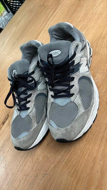 New Balance 2002R grijs maat 45 beschikbaar voor biedingen