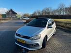 Volkswagen Polo 1.2 TSI R-Line/Panoramadak/Xenon/Bluetooth, Auto's, Voorwielaandrijving, Euro 5, 40 €/maand, Zwart