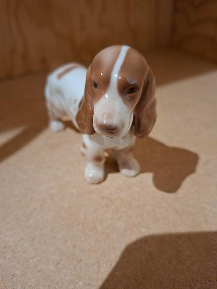 Schattig keramisch beeldje van een Cocker Spaniel, Verzamelen, Beelden en Beeldjes, Zo goed als nieuw, Dier, Ophalen of Verzenden