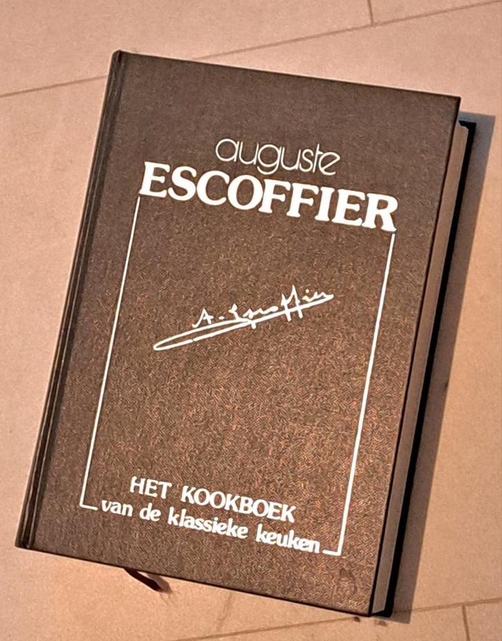 Auguste Escoffier - Het Kookboek, Boeken, Kookboeken, Gelezen, Voorgerechten en Soepen, Hoofdgerechten, Taart, Gebak en Desserts