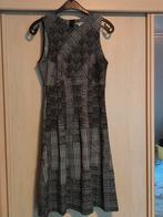 Zwart-Witte H&M Jurk Maat 38, Maat 38/40 (M), H&M, Ophalen of Verzenden, Knielengte