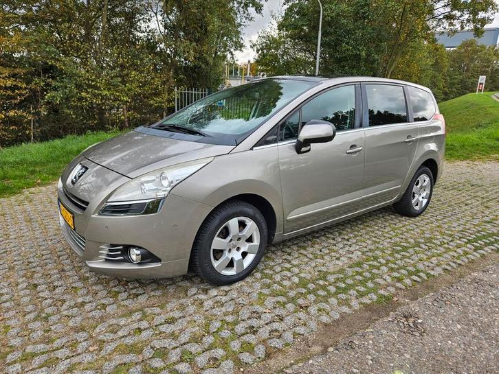 Peugeot 5008 1.6 THP 5PL 2012 Grijs, Auto's, Peugeot, ABS, Airbags, Airconditioning, Alarm, Bluetooth, Centrale vergrendeling
