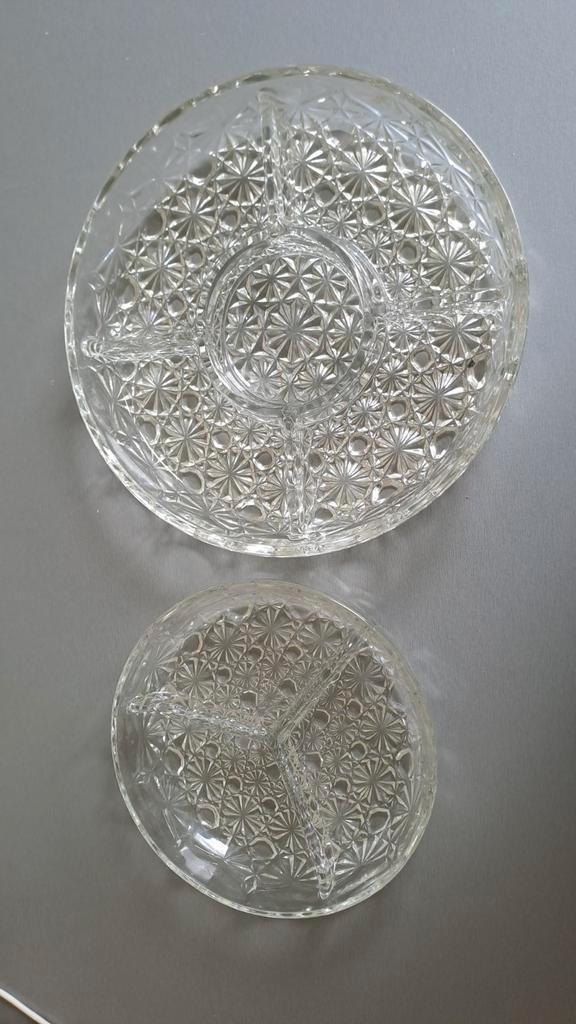 Vintage  Les Verreries du gier glazen hors d'oeuvre schalen, Antiek en Kunst, Antiek | Schalen, Ophalen of Verzenden