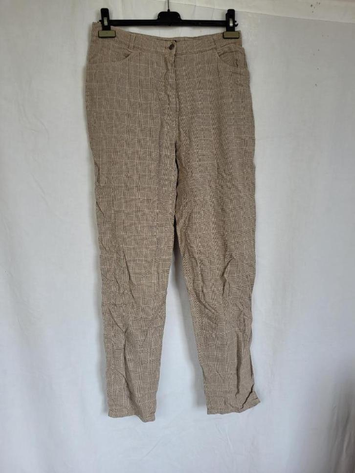 Mooie bruin-wit geruite broek mt 40 merk Anna Montana, Kleding | Dames, Broeken en Pantalons, Zo goed als nieuw, Maat 38/40 (M)