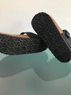 GRATIS VERZENDEN | BIRKENSTOCK Gizeh zwarte slippers 39, Slippers, Verzenden, Zwart, Zo goed als nieuw