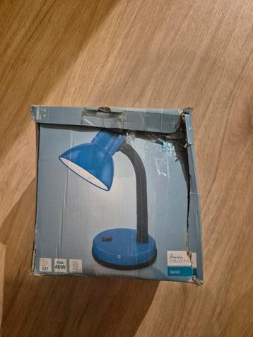 Nieuwe blauwe kinder bureaulamp beschikbaar voor biedingen