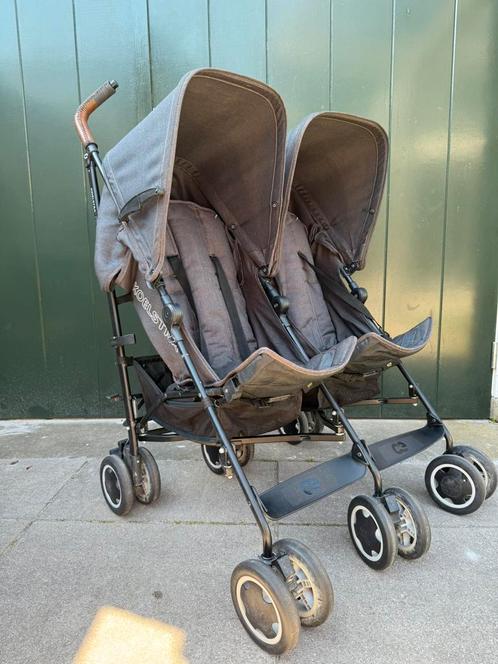Tweeling duo buggy koelstra, Kinderen en Baby's, Tweelingen en Meerlingen, Zo goed als nieuw, Kinderwagen of Buggy, Ophalen