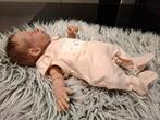 silicone reborn baby meisje met balljoint, Ophalen of Verzenden, Zo goed als nieuw, Babypop, Levensecht of Reborn