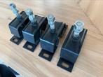 4 Nieuwe Yanmar 4 cylinder motorsteunen M16 bout, Watersport en Boten, Bootonderdelen, Ophalen of Verzenden, Nieuw