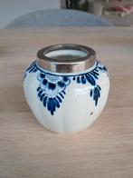 Delfts blauw lepelvaasje met een zilveren rand., Ophalen of Verzenden