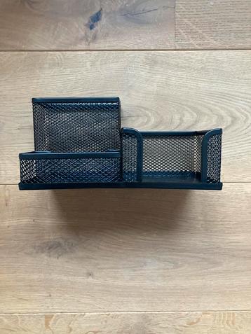 Desk organiser beschikbaar voor biedingen