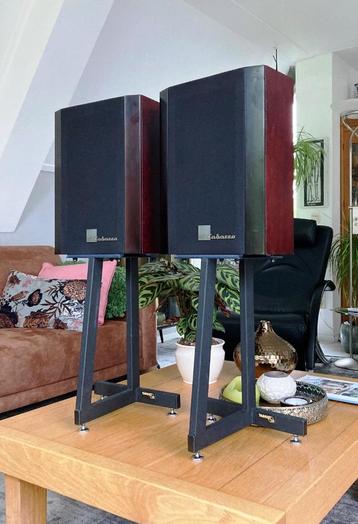 Cabasse Ponant 300 - op stand of aan de wand beschikbaar voor biedingen