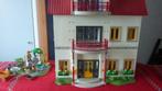 playmobil huis met extra verdieping inrichting tuin  zwembad, Kinderen en Baby's, Speelgoed | Playmobil, Ophalen of Verzenden