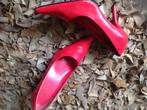 Lakpumps rood, Ophalen of Verzenden, Zo goed als nieuw, Rood