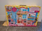 Barbie Huis - 2 Verdiepingen, Ophalen of Verzenden, Zo goed als nieuw, Poppenhuis