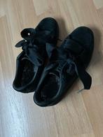 Te koop: PUMA suede sneakers mt 38, Ophalen of Verzenden, Nieuw, Schoenen