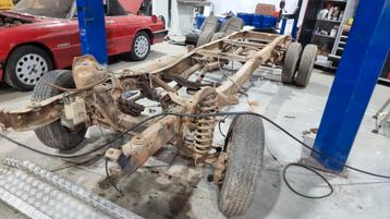 Ford F100 / F150 / F250 / F350 Rollend chassis 