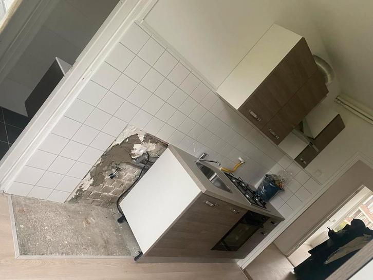 Modern Complete Kitchen – Only 3 Months Old, Huis en Inrichting, Keuken | Complete keukens, Zo goed als nieuw, Enkelwandige keuken