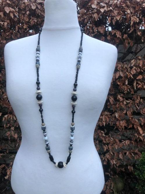 vintage halsketting - kralen van lichte steen, Sieraden, Tassen en Uiterlijk, Kettingen, Steen of Mineraal, Ophalen of Verzenden