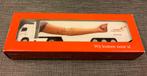 WSI Volvo FH Globetrtter 4x2 _ Sanquin Bloedvoorziening, Hobby en Vrije tijd, Modelauto's | 1:87, Ophalen, Zo goed als nieuw, Bus of Vrachtwagen