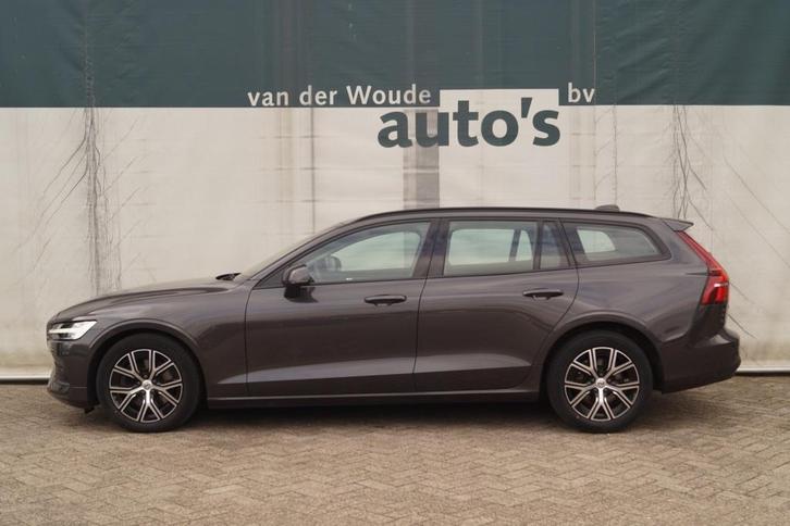 Volvo V60 2.0 B3 163pk Automaat Essential -LEER-LED-ECC-, Auto's, Volvo, Bedrijf, V60, ABS, Airbags, Airconditioning, Bluetooth