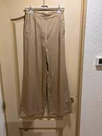 Mooie beige broek van Summum maat 34 met twee zakjes zijkant, Kleding | Dames, Broeken en Pantalons, Beige, Ophalen of Verzenden