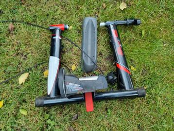 Elite fiets trainer beschikbaar voor biedingen