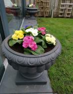 Betonnen bloempotten - 40x40cm - diverse kleuren - OP=OP €40, Huis en Inrichting, Ophalen, Nieuw