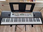 Yamaha ypt--260 keyboard met verstelbare standaard, Muziek en Instrumenten, Keyboards, Ophalen, Zo goed als nieuw, 61 toetsen