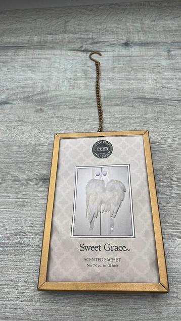 Sweet Grace geurzakjes met houder beschikbaar voor biedingen