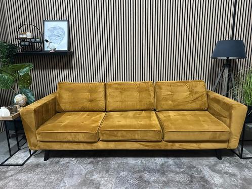 “LEVERING MOGELIJK” Gave okergele 3 zitter! 240cm, Huis en Inrichting, Banken | Sofa's en Chaises Longues, Zo goed als nieuw, Driepersoons