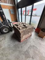 Klinkers grijs 10 tot 11 m2. Heftruck aanwezig, Tuin en Terras, Ophalen of Verzenden, Zo goed als nieuw, Beton, Klinkers