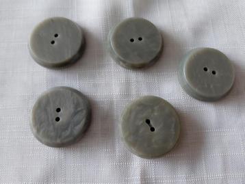 grijze dikke knopen, gemêleerd, ø 27 mm, 5 stuks. beschikbaar voor biedingen
