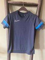 Donkerblauw Nike trainingsshirt 140 shirtjes sportkleding, Nieuw, Jongen of Meisje, Sport- of Zwemkleding, Verzenden