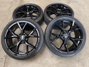 Gezocht: Set Adelaide of Estoril velgen 19 inch voor Golf 8  beschikbaar voor biedingen